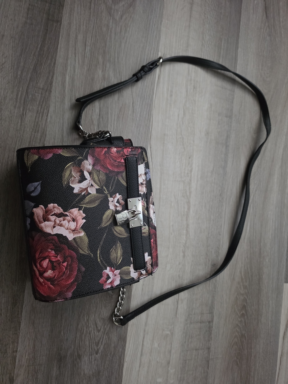 Dana Buchman Black Floral Shoulder Bag with Red and Pink Roses